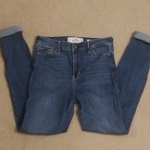 Hollister High Rise Super Skinny jeans